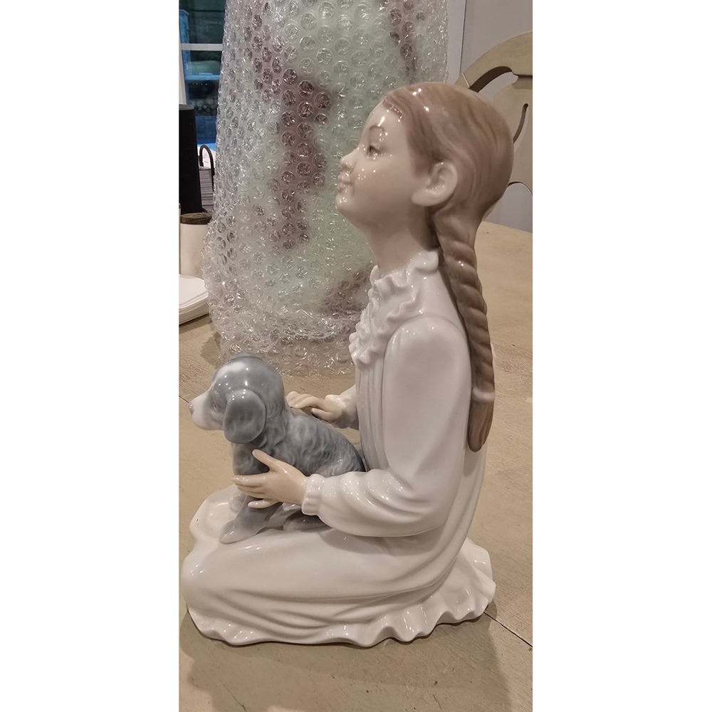NAO by Lladro Girl with Puppy Dog Porcelain Figurine Daisa 1977 Handmade Spain - Picture 3 of 7